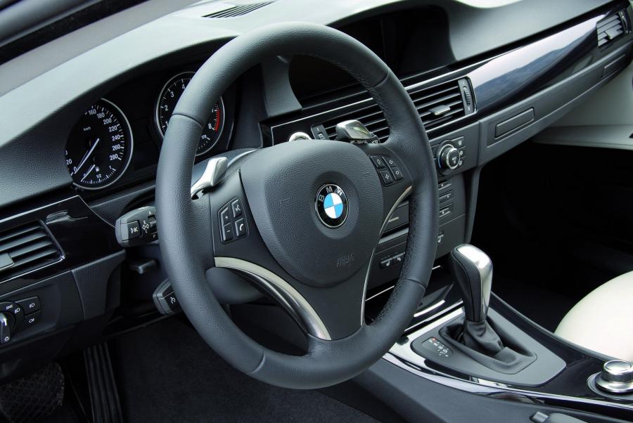  BMW 3-Series Coupe 2007 года  (фото 95 из 219)